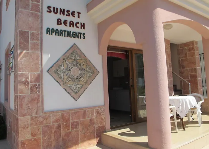 Sunset Apartmanhotel 3*